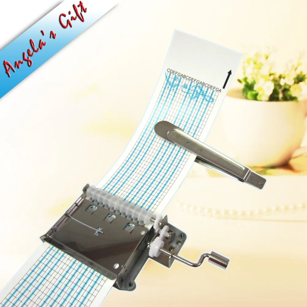 Angela's gift Free shipping DIY 20 notes music box Hand crank Paper Strip music box mechanism, unusual gifts, birthday gifts
Angela's gift Free shipping DIY 20 notes music box Hand crank Paper Strip music box mechanism, unusual gifts, birthday gifts