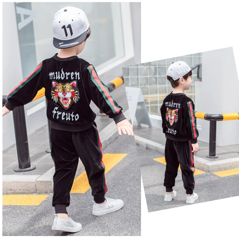 2018 Autumn New Boy Baby Tiger Head Sweater Suit Two-piece 0-7 Years Old Children
2018 Autumn New Boy Baby Tiger Head Sweater Suit Two-piece 0-7 Years Old Children