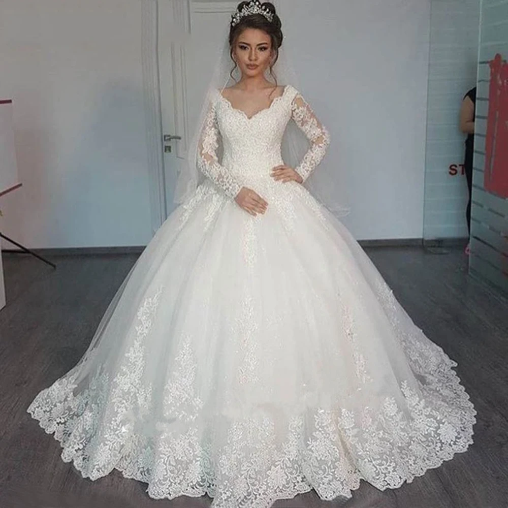 Romantic V-neck Elegant Princess Wedding Dress 2019 Long Sleeves Appliques Celebrity Ball Gown Wedding Dresses Vestido De Noiva
Romantic V-neck Elegant Princess Wedding Dress 2019 Long Sleeves Appliques Celebrity Ball Gown Wedding Dresses Vestido De Noiva