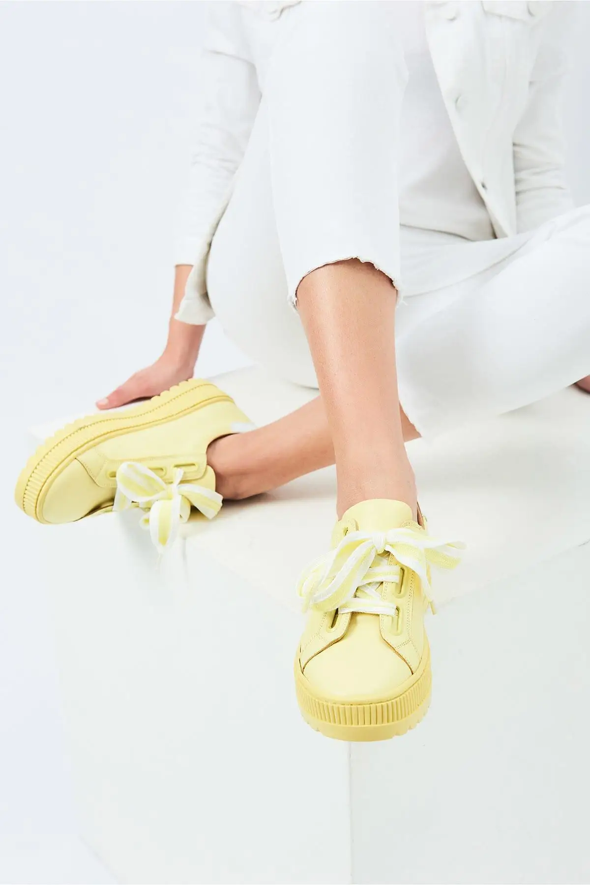 Жемчужно-желтые женские кроссовки 120130009600 | Обувь