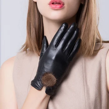 YY5202 Winter Woman Real Leather Rabbit Fur/Mink Fur Ball Black Short Gloves Lady Extra Thick Warm Velvet Touched Suede Luvas
YY5202 Winter Woman Real Leather Rabbit Fur/Mink Fur Ball Black Short Gloves Lady Extra Thick Warm Velvet Touched Suede Luvas