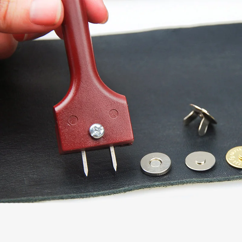 Adjustable Leather Tool DIY Handicraft Tool Fork Puncher Magnetic Button Buckle Installation Tool 4-25mm Hole Spacing Manual
Adjustable Leather Tool DIY Handicraft Tool Fork Puncher Magnetic Button Buckle Installation Tool 4-25mm Hole Spacing Manual