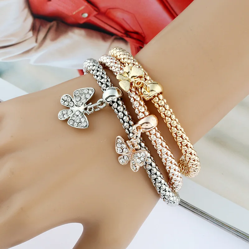 Brand Fashion Butterfly Pendant Bracelet Trendy Multilayer Metal Colorful Crown Rhinestone Cuff Bracelet For Women Jewelry
Brand Fashion Butterfly Pendant Bracelet Trendy Multilayer Metal Colorful Crown Rhinestone Cuff Bracelet For Women Jewelry