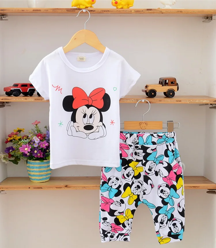 Girls Summer Casual Clothes Set Children Cartoon Minnie Mouse T-shirt + Short Pants Sport Suits 2016 Girl Clothing Sets for Kids
Girls Summer Casual Clothes Set Children Cartoon Minnie Mouse T-shirt + Short Pants Sport Suits 2016 Girl Clothing Sets for Kids