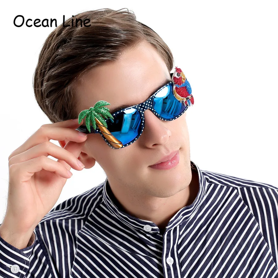 Funny Hawaiian Style Sunglasses Parrot Palm Tree Glasses Fancy Dress Event Festive Accessories Beach Party Supplies Decoration
Funny Hawaiian Style Sunglasses Parrot Palm Tree Glasses Fancy Dress Event Festive Accessories Beach Party Supplies Decoration