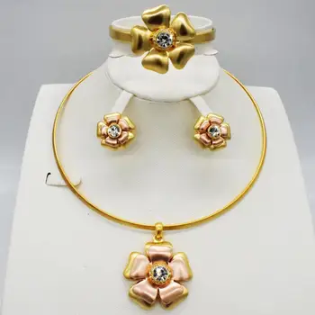 HOT Fashion wedding Dubai Africa Nigeria African Jewelry set gold-color necklace Earrings romantic woman Bridal Jewelry Sets 
HOT Fashion wedding Dubai Africa Nigeria African Jewelry set gold-color necklace Earrings romantic woman Bridal Jewelry Sets