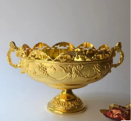 classic gold plated round floral carved embossed alloy metal fruit bowl stand desk sugar storage tray metal serving tray SG018
classic gold plated round floral carved embossed alloy metal fruit bowl stand desk sugar storage tray metal serving tray SG018
