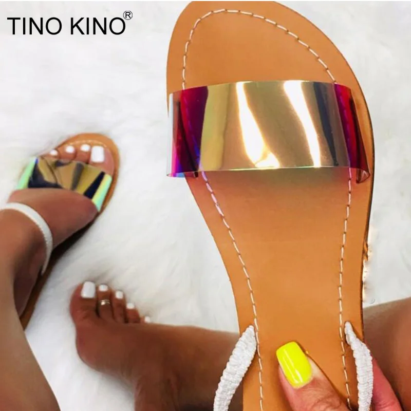 TINO KINO Women Transparent Summer Flat Bling Sandals Casual Jelly Shoes Female Flip Flops Beach Ladies Plus Size Fashion Shoes
TINO KINO Women Transparent Summer Flat Bling Sandals Casual Jelly Shoes Female Flip Flops Beach Ladies Plus Size Fashion Shoes