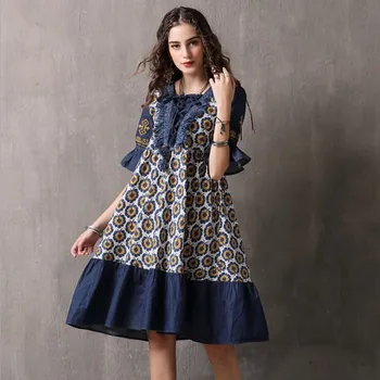 2019 Summer Women Denim Dress Blue Vintage Print Patchwork Half Sleeve Slash Neck Loose Dress Casual Jeans Female Cowboys
2019 Summer Women Denim Dress Blue Vintage Print Patchwork Half Sleeve Slash Neck Loose Dress Casual Jeans Female Cowboys