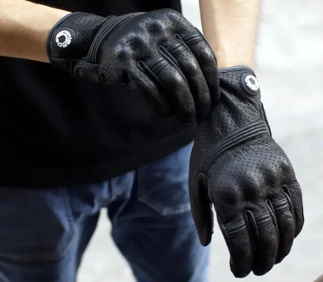 2017 leisure fashion motorcycle leather gloves moto motocross motorcycle riding protection gloves Breathable all fingers gloves
2017 leisure fashion motorcycle leather gloves moto motocross motorcycle riding protection gloves Breathable all fingers gloves