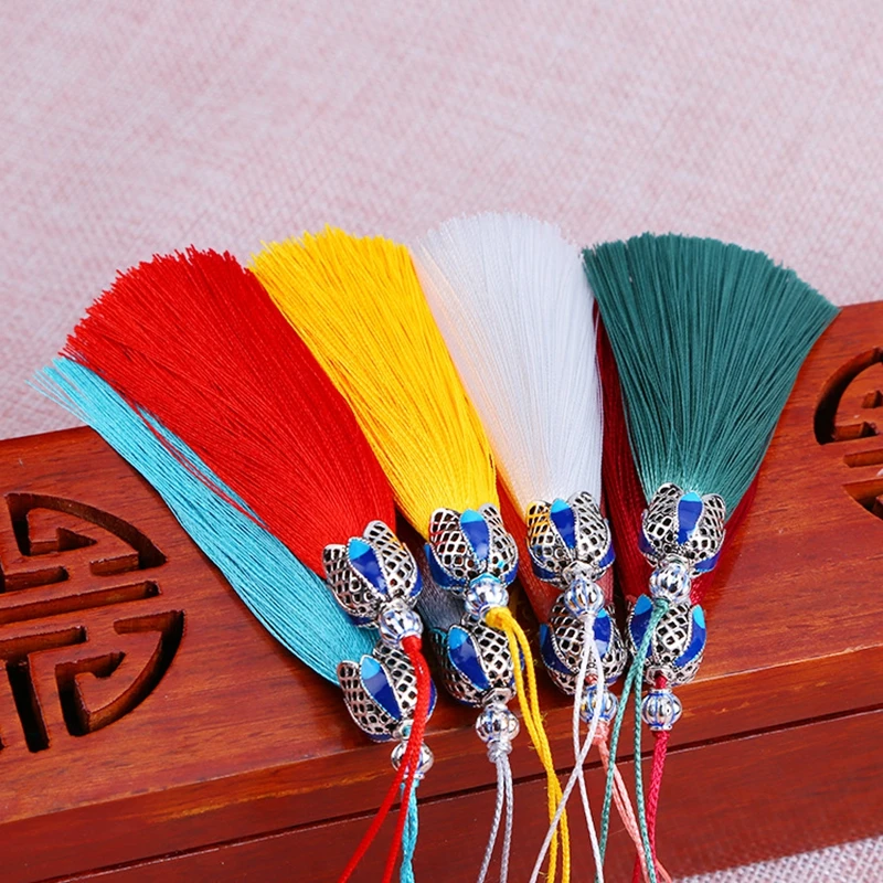 10Pcs Antique Silver End Caps Cotton Silk Tassels Earrings Charm Pendant Satin Tassels for DIY Jewelry Making Findings Materials
10Pcs Antique Silver End Caps Cotton Silk Tassels Earrings Charm Pendant Satin Tassels for DIY Jewelry Making Findings Materials