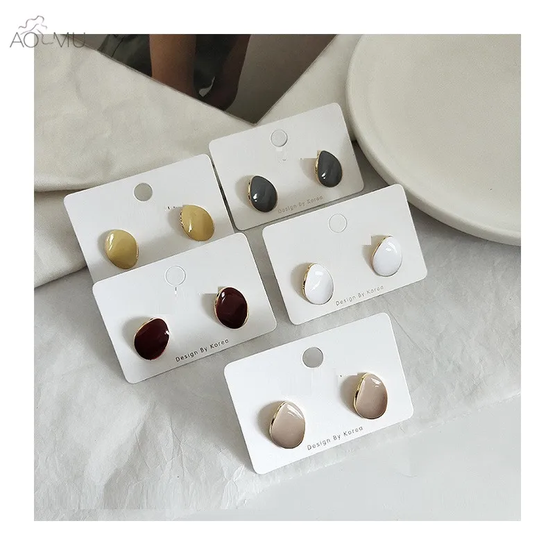AOMU S925 Sterling Silver Pin Minimalist Enamel Irregular Geometry Stud Statement Earrings for Women Party Gifts Wedding Jewelry
AOMU S925 Sterling Silver Pin Minimalist Enamel Irregular Geometry Stud Statement Earrings for Women Party Gifts Wedding Jewelry