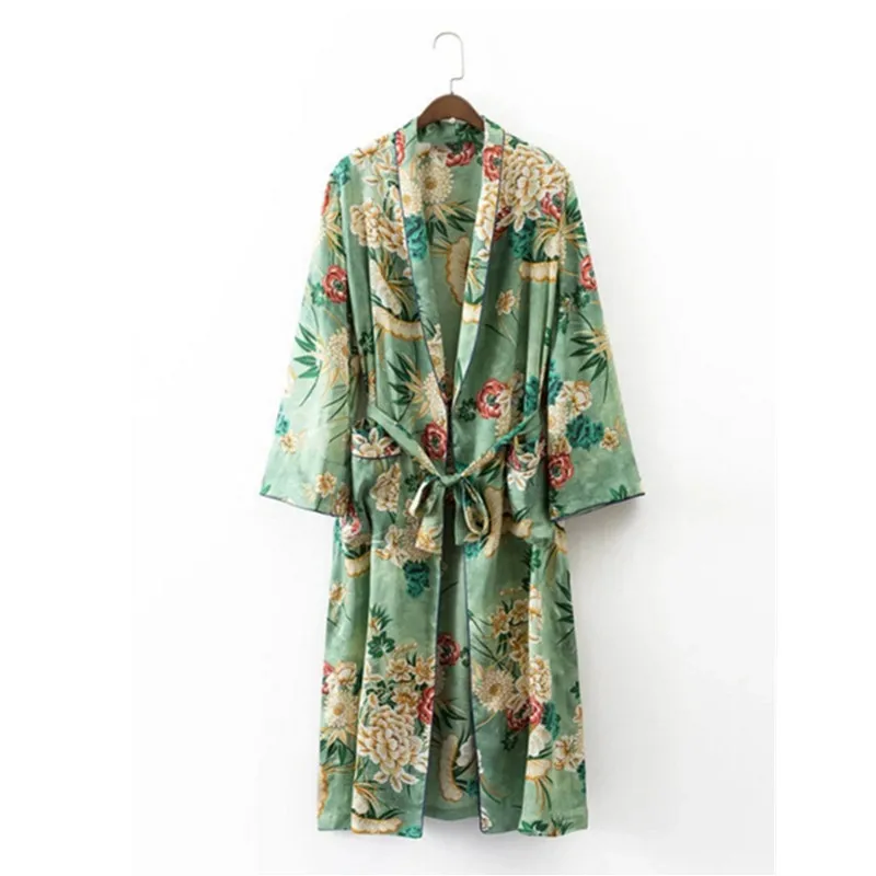 2017 Ethnic Flower Print with sashes Kimono Shirt Retro New Bandage Cardigan Blouse Tops blusas chemise femme blusa
2017 Ethnic Flower Print with sashes Kimono Shirt Retro New Bandage Cardigan Blouse Tops blusas chemise femme blusa