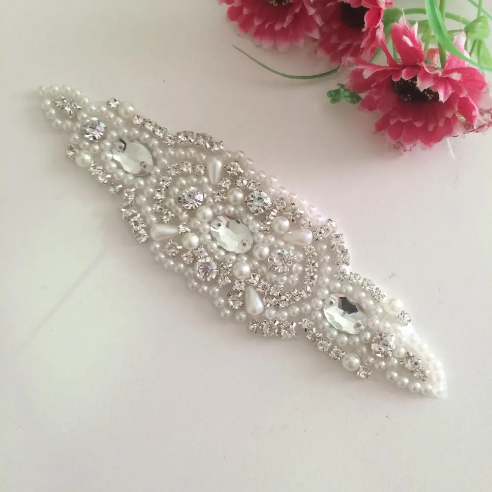 Diamante Applique,crystal Pearl applique for Bridal Sash, Bridal Applique, wedding applique, pearl beaded RA 202
Diamante Applique,crystal Pearl applique for Bridal Sash, Bridal Applique, wedding applique, pearl beaded RA 202