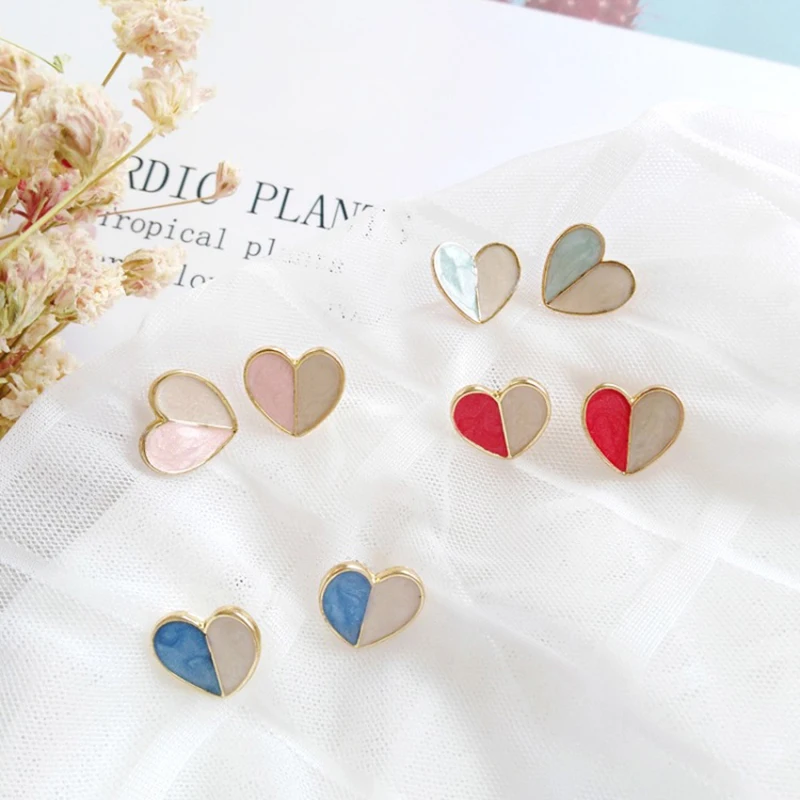 Japan and South Korea simple temperament pop color love heart-shaped earrings good girlfriends accessories ear-free ear clips
Japan and South Korea simple temperament pop color love heart-shaped earrings good girlfriends accessories ear-free ear clips