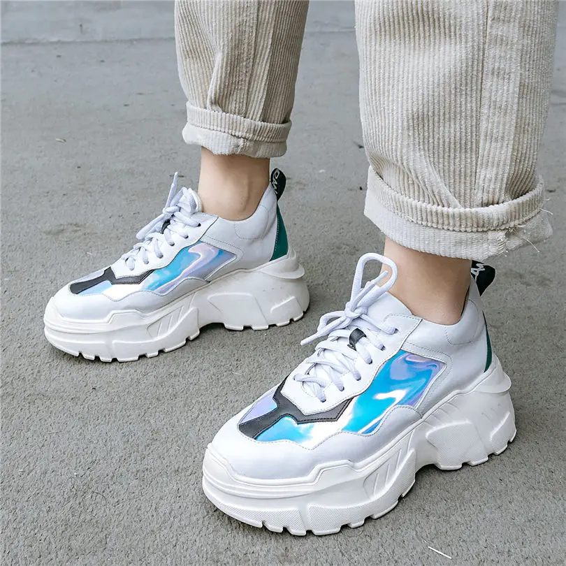 NAYIDUYUN Tennis Shoes Women Lace Up Genuine Leather Wedges Ankle Boots High Heel Platform Trainers Punk Oxfords Casual Shoes
NAYIDUYUN Tennis Shoes Women Lace Up Genuine Leather Wedges Ankle Boots High Heel Platform Trainers Punk Oxfords Casual Shoes