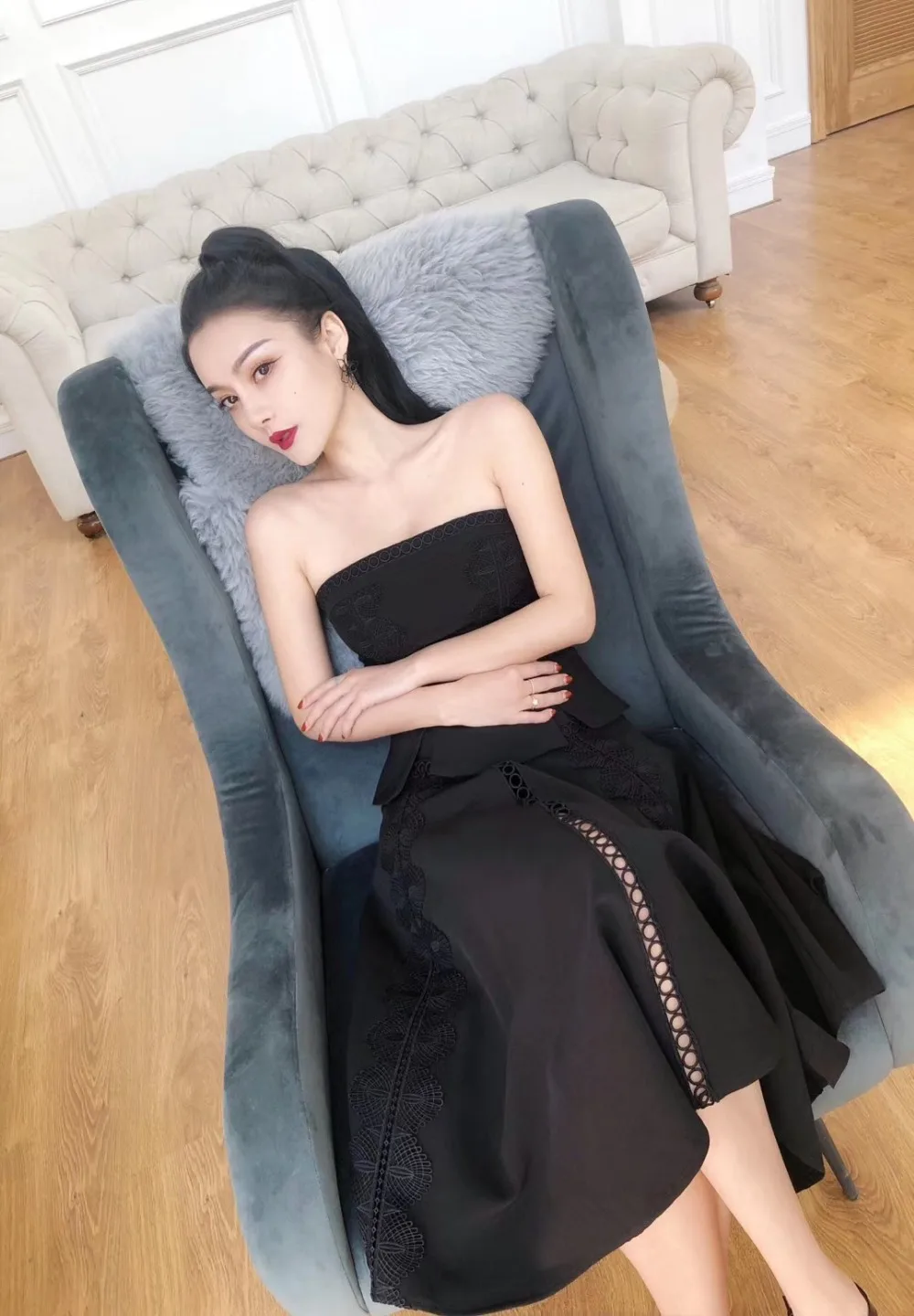2019 New Women black strapless off shoulder sleeveless Vestidos Celebrity Evening Party Bodycon bandage dress wholesale
2019 New Women black strapless off shoulder sleeveless Vestidos Celebrity Evening Party Bodycon bandage dress wholesale