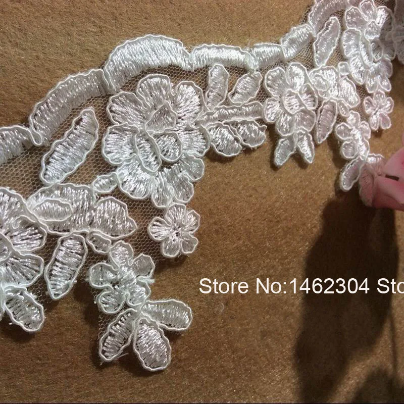 10Yards Embroidered Cord Dentelle lace Border Net Lace Tape Trim Ribbon encajes bordados
10Yards Embroidered Cord Dentelle lace Border Net Lace Tape Trim Ribbon encajes bordados
