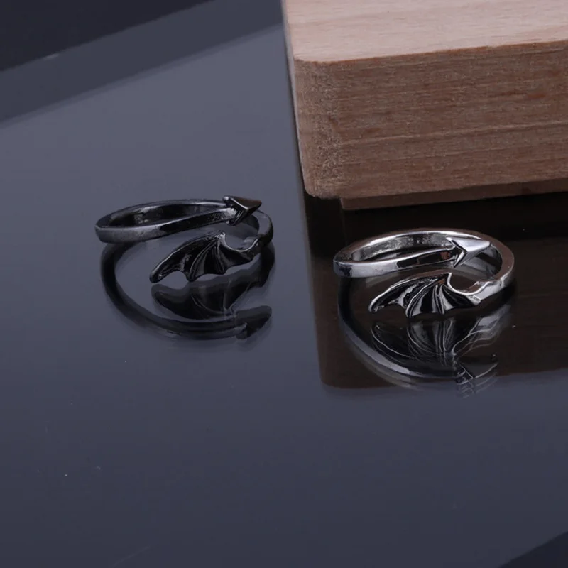New Arrived Punk Little Devil Dragon Gothic Evil Vampire Open Rings Halloween Party RingJewelry Gift For Men Personality Fashion
New Arrived Punk Little Devil Dragon Gothic Evil Vampire Open Rings Halloween Party RingJewelry Gift For Men Personality Fashion