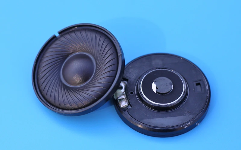 Динамик 40 мм HIFI diver Bass elasticity, высокочастотный чистый и закругленный, сбалансированный 2 шт.
Динамик 40 мм HIFI diver Bass elasticity, высокочастотный чистый и закругленный, сбалансированный 2 шт.
