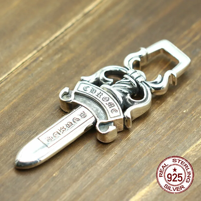 925 sterling silver pendant domineering dagger simple personality hip hop fashion styling versatile pendant to send lover gift
925 sterling silver pendant domineering dagger simple personality hip hop fashion styling versatile pendant to send lover gift