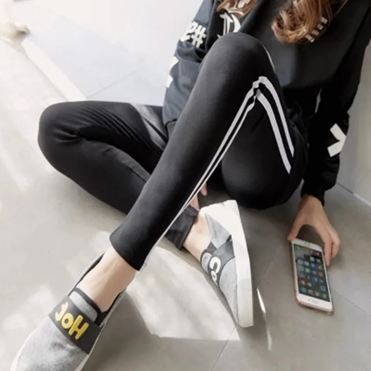 New Spring Summer Mid Waist Leggings Fitness Women Workout Elastic Leggings Black Gray Pants Fitness Leggings for Women Bottoms
New Spring Summer Mid Waist Leggings Fitness Women Workout Elastic Leggings Black Gray Pants Fitness Leggings for Women Bottoms
