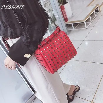 Rivet Bag Women Messenger Satchels Metal Chain Shoulder Bags Cross Body PU Leather Luxury Handbags Women Bags Designer Black
Rivet Bag Women Messenger Satchels Metal Chain Shoulder Bags Cross Body PU Leather Luxury Handbags Women Bags Designer Black