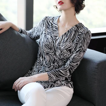 Autumn Silk Shirt Female Long Sleeved Surplice Elegant Thin Silk Shirt Printing V
Autumn Silk Shirt Female Long Sleeved Surplice Elegant Thin Silk Shirt Printing V
