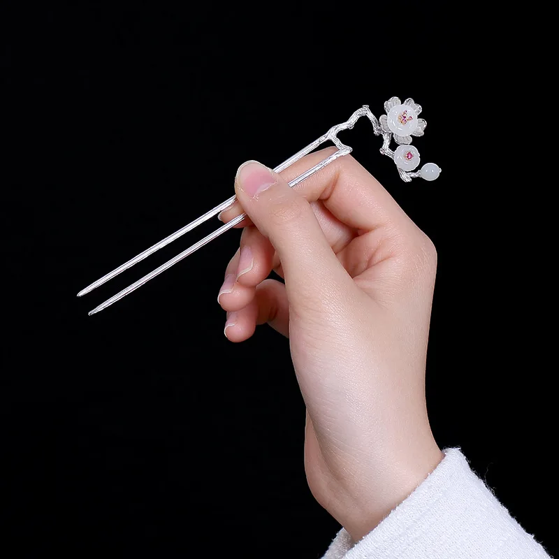 LouLeur 925 sterling silver jade Hair Sticks hairwear silver handmade natural white jade plum blossom flower hairwear for women
LouLeur 925 sterling silver jade Hair Sticks hairwear silver handmade natural white jade plum blossom flower hairwear for women