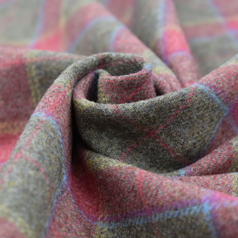 Fashion Fleece Plaid Yarn Dyed Tweed Fabric For Dress Coat Wool Fabric Viscose Weaving Fabrics Tissu au Metre Cloth DIY Vestidos
Fashion Fleece Plaid Yarn Dyed Tweed Fabric For Dress Coat Wool Fabric Viscose Weaving Fabrics Tissu au Metre Cloth DIY Vestidos