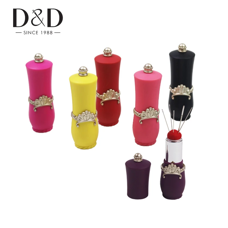 12pcs/Set Sewing Kit Lipstick Shaped Needles Pin Cushion with 5 Sewing Needles for Stitch Sewing Needlework Accessory
12pcs/Set Sewing Kit Lipstick Shaped Needles Pin Cushion with 5 Sewing Needles for Stitch Sewing Needlework Accessory