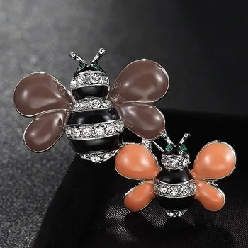12pcs/lot Wholesale Enamel bees Brooches For Men Party Gifts Nice Women's Small Pin Brooch Rhinestone Scarf Pins Hats Accessory 
12pcs/lot Wholesale Enamel bees Brooches For Men Party Gifts Nice Women's Small Pin Brooch Rhinestone Scarf Pins Hats Accessory