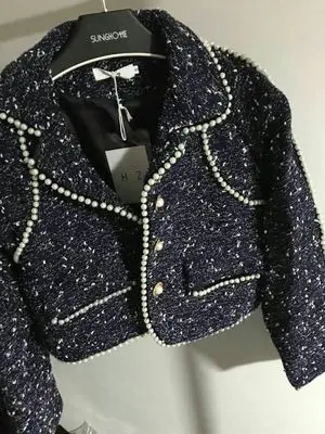 Small fragrant beaded woolen small suit tweed pearl long sleeve short jacket female spring and autumn new
Small fragrant beaded woolen small suit tweed pearl long sleeve short jacket female spring and autumn new