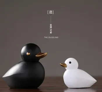 Modern minimalist Nordic resin animal ornaments creative home decorations living room wine cabinet children's room soft furnish
Modern minimalist Nordic resin animal ornaments creative home decorations living room wine cabinet children's room soft furnish