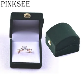 PINKSEE 1PC Elegant Square Wedding Velvet Earrings Ring Box Jewelry Display Case Gift Boxes Treasure Box New
PINKSEE 1PC Elegant Square Wedding Velvet Earrings Ring Box Jewelry Display Case Gift Boxes Treasure Box New