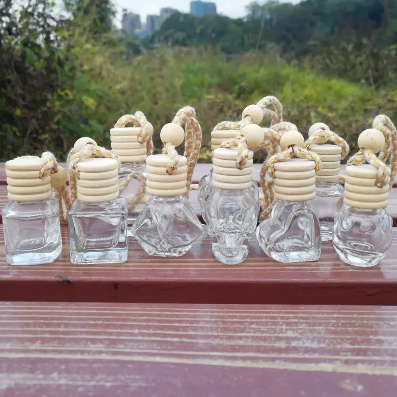 Clear glass Pattern Women Perfume Bottle Car Hanging Refillable Empty Atomizer Ball Cosmetic Containers F20172835
Clear glass Pattern Women Perfume Bottle Car Hanging Refillable Empty Atomizer Ball Cosmetic Containers F20172835