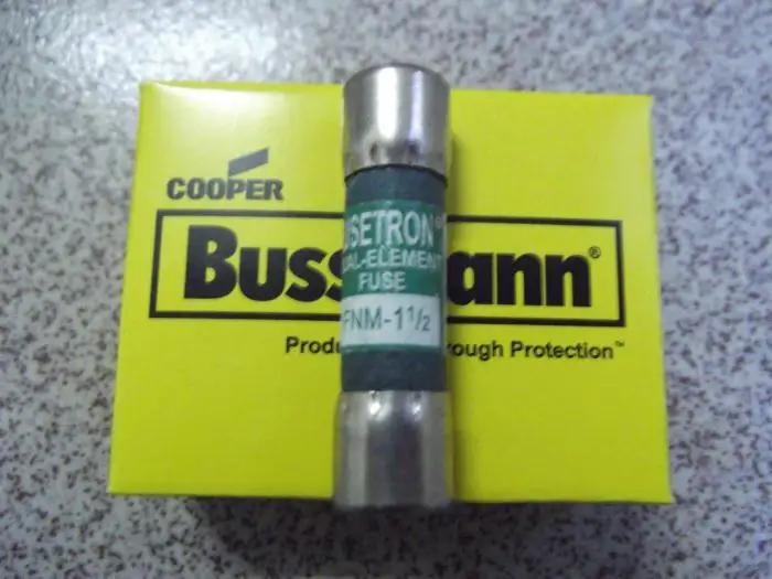 FNM-1-1 / 2 BUSSMANN Boshi Man United States 10X38 fuse / fuse 1.5A 250V Authentic
FNM-1-1 / 2 BUSSMANN Boshi Man United States 10X38 fuse / fuse 1.5A 250V Authentic