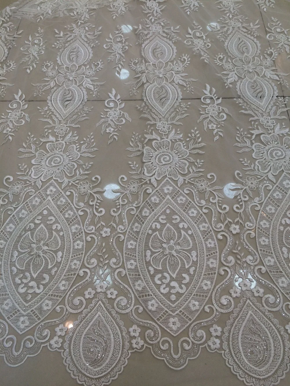 beaded embroidered Nigerian fabric super quality french lace fabric latest ZH-112927 wedding tulle lace fabric
beaded embroidered Nigerian fabric super quality french lace fabric latest ZH-112927 wedding tulle lace fabric