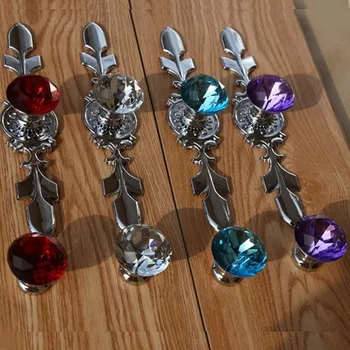 Modern fashion deluxe rhineston furniture handle Red pink blue purple glass crystal drawer cabinet pulls Silver chrome pull knob
Modern fashion deluxe rhineston furniture handle Red pink blue purple glass crystal drawer cabinet pulls Silver chrome pull knob