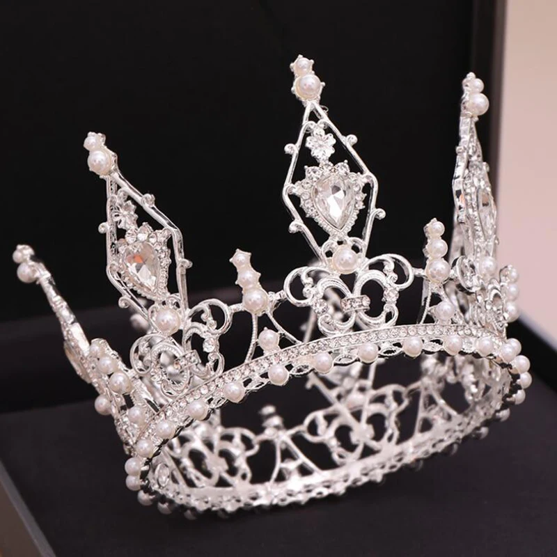Temperamental Pearl Crown Hair Accessories For Women Personality Crystal Princess Crown Birthday Dinner Tiara Hair Accessories
Temperamental Pearl Crown Hair Accessories For Women Personality Crystal Princess Crown Birthday Dinner Tiara Hair Accessories
