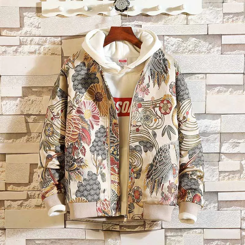 2019 Sping Autumn New Harajuku Crane Embroidery Men Jacket Coat Man Stand Collar Raglan Sleeve Outerwear 4XL 5XL
2019 Sping Autumn New Harajuku Crane Embroidery Men Jacket Coat Man Stand Collar Raglan Sleeve Outerwear 4XL 5XL