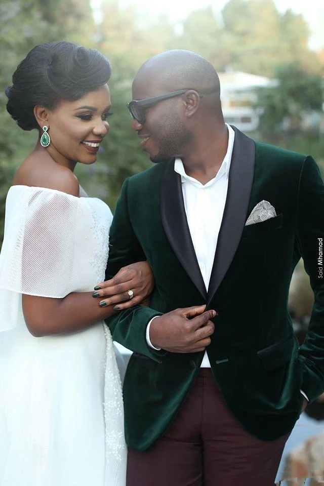 New Arrival Two Buttons Groomsmen Shawl Lapel Groom Tuxedos Men Suits Wedding/Prom Best Man Blazer ( Jacket+Pants+Vest+Tie)A108
New Arrival Two Buttons Groomsmen Shawl Lapel Groom Tuxedos Men Suits Wedding/Prom Best Man Blazer ( Jacket+Pants+Vest+Tie)A108
