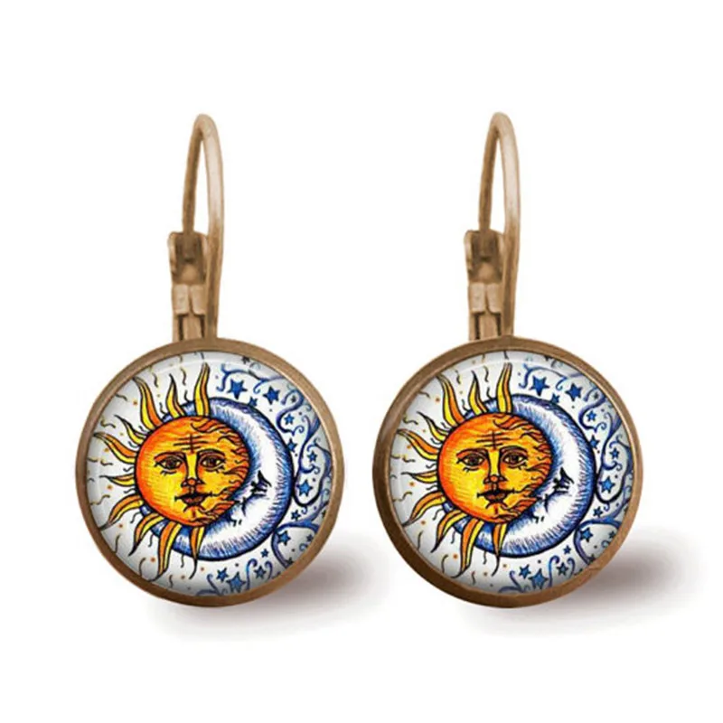 Celestial Jewelry Sun and Moon Glass Cabochon Drop Dangle Earrings Retro Antique Bronze Lever Back Earrings for Women Girl Gift
Celestial Jewelry Sun and Moon Glass Cabochon Drop Dangle Earrings Retro Antique Bronze Lever Back Earrings for Women Girl Gift