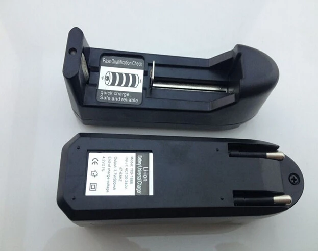 1pcs Hot Selling Universal Battery Charger 18650 Charger For 3.7V 18650 16340 14500 Li-ion Rechargeable Battery
1pcs Hot Selling Universal Battery Charger 18650 Charger For 3.7V 18650 16340 14500 Li-ion Rechargeable Battery