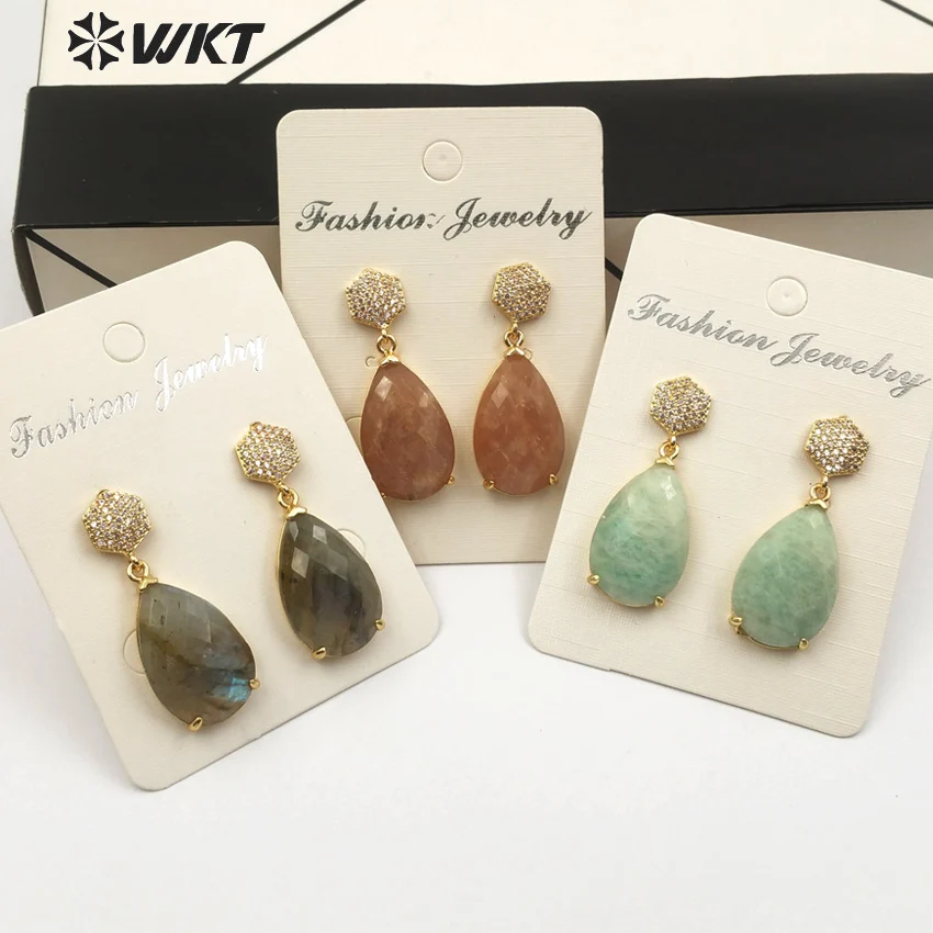 WT-E479 New sweet and lovely ladies earrings natural stone with cubic zirconia stone drop-shaped three-color fashion earrings
WT-E479 New sweet and lovely ladies earrings natural stone with cubic zirconia stone drop-shaped three-color fashion earrings