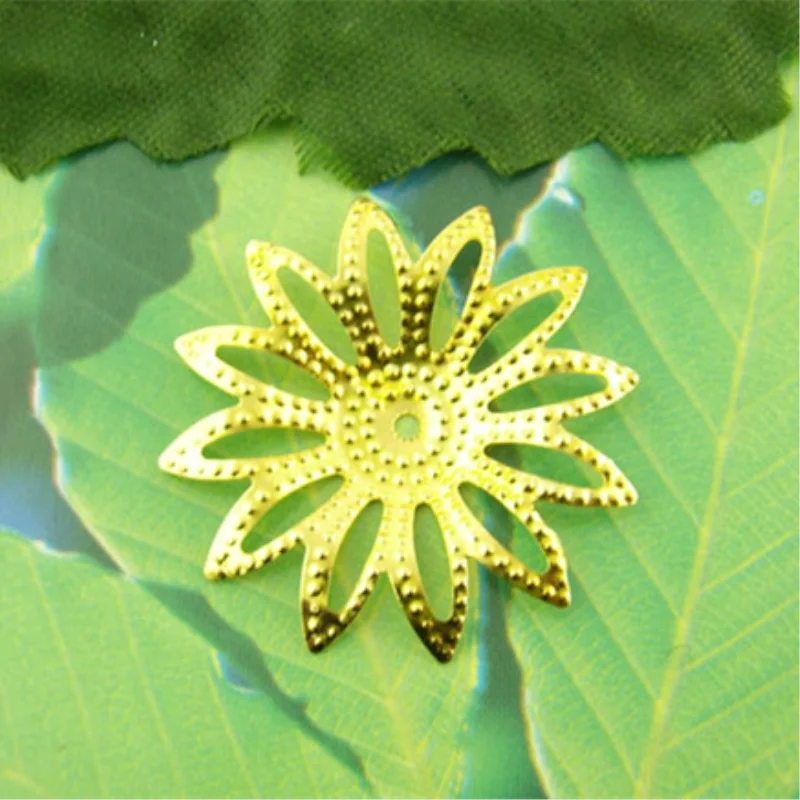 Doreen Box Lovely 100PCs Gold color Filigree Flower Beads Caps 29mm Dia. (B00830)
Doreen Box Lovely 100PCs Gold color Filigree Flower Beads Caps 29mm Dia. (B00830)