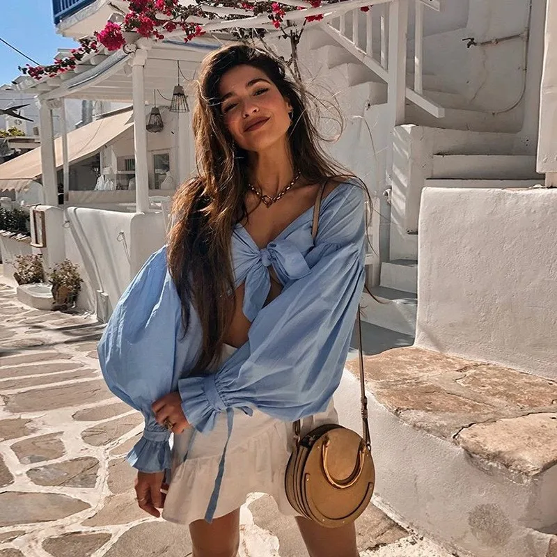 Solid V-neck Sexy Knot Shirts Blouse Women High Street Retro Lantern Sleeve Shirts Ladies Strappy Crop Top Shirts cwt0267-5
Solid V-neck Sexy Knot Shirts Blouse Women High Street Retro Lantern Sleeve Shirts Ladies Strappy Crop Top Shirts cwt0267-5