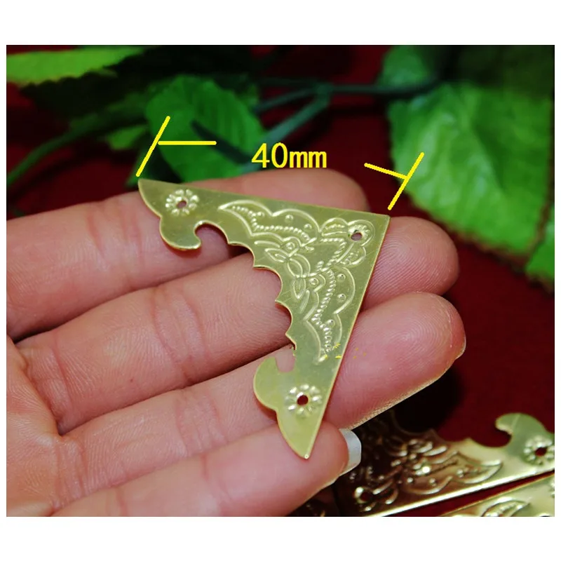 Filigree-Triangle-Bat-Coner-Cabochon-Ancient-Yellow-Corner-Flatback-Metal-Embellishments-Scrapbooking-Decor-For-Wooden-Box