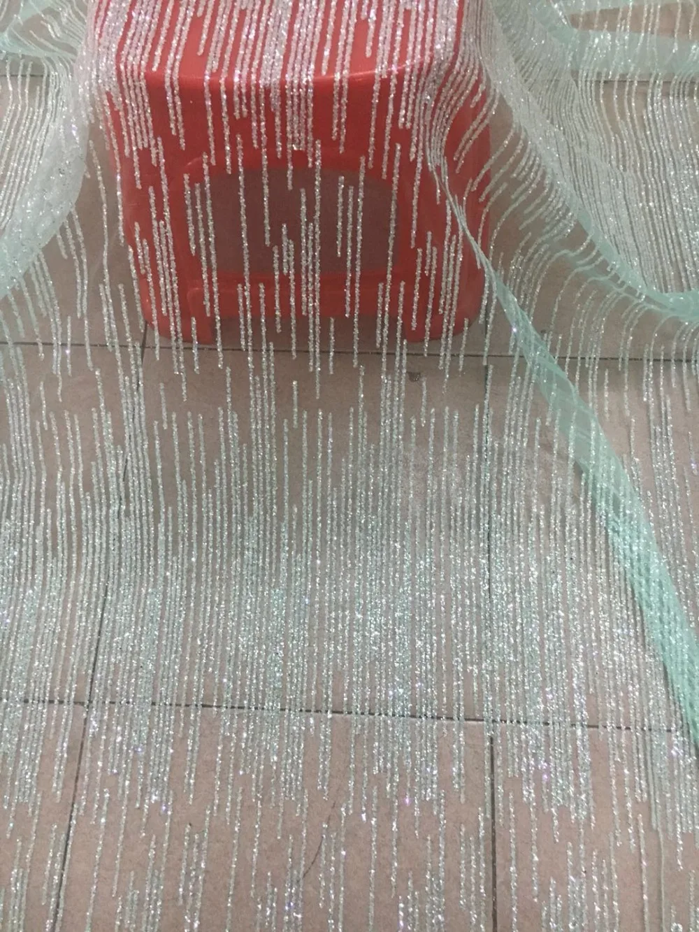 New design glued glitter sequins French tulle lace fabric SUSIA18318 glued glitter african lace fabric
New design glued glitter sequins French tulle lace fabric SUSIA18318 glued glitter african lace fabric