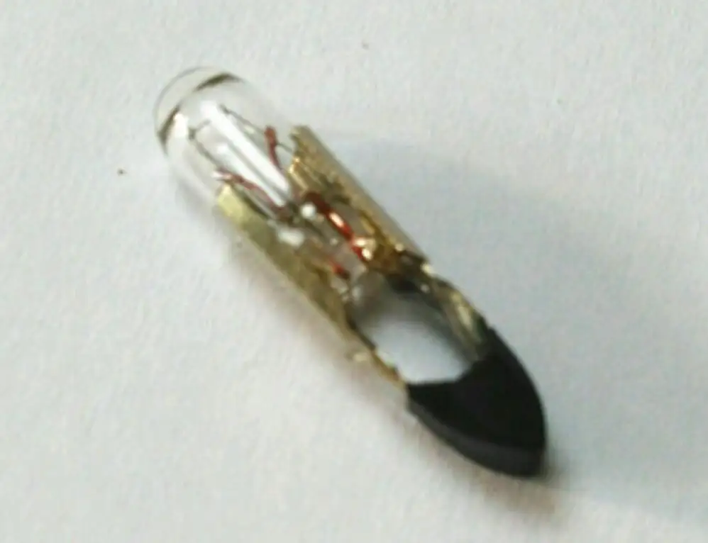10pcs T5.5K 28V 40mA Indicator bulb T5.5K Telephone exchange light bulb T5.5K Communication equipment light bulb Machine bulb
10pcs T5.5K 28V 40mA Indicator bulb T5.5K Telephone exchange light bulb T5.5K Communication equipment light bulb Machine bulb